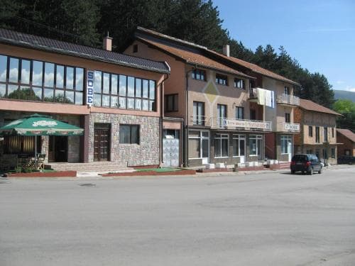 B&B Apolon
