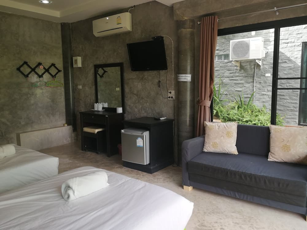 Aulong Resort