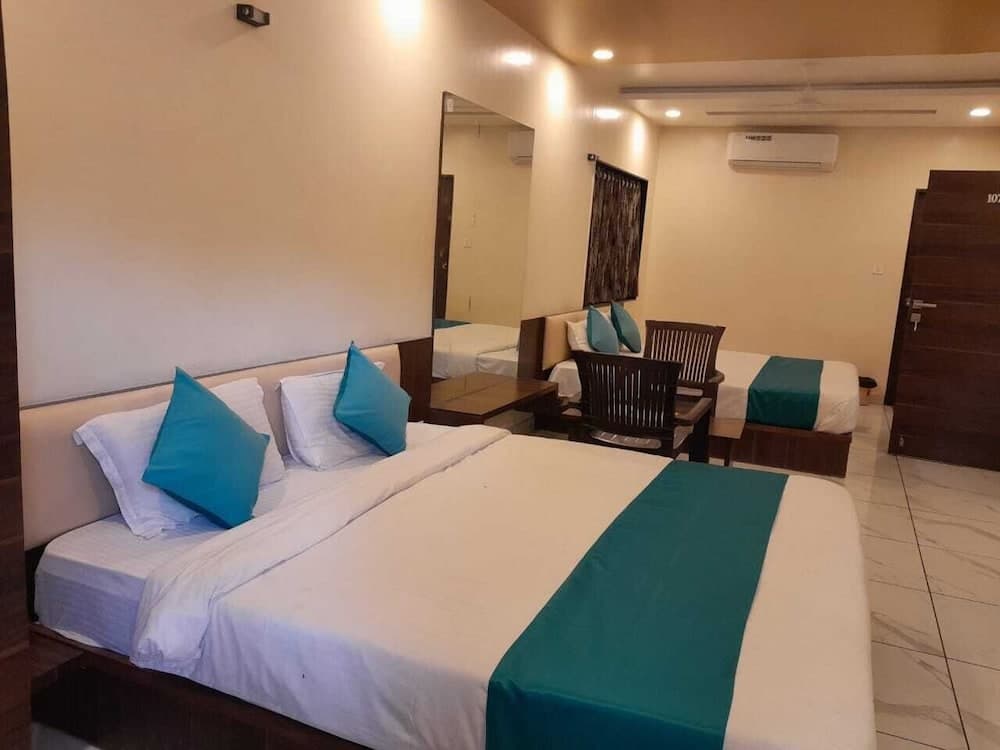 Hotel Abu Inn