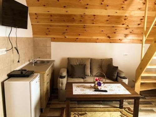 Hotel Lovac