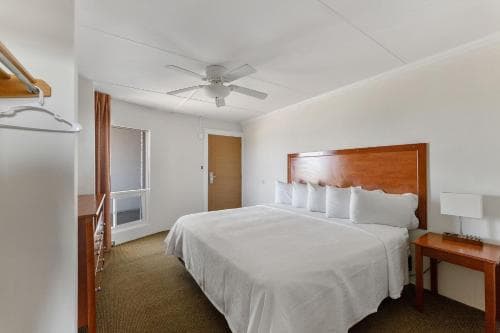 Waikiki Oceanfront Resort