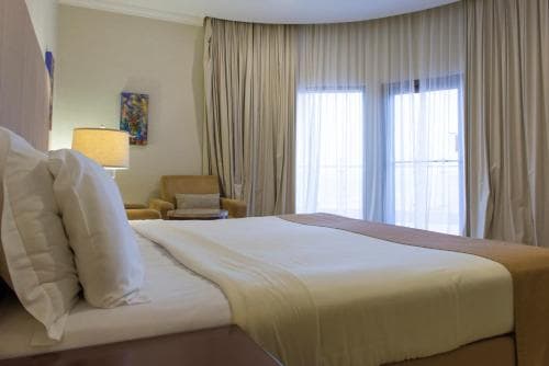 Al Qurum Resort