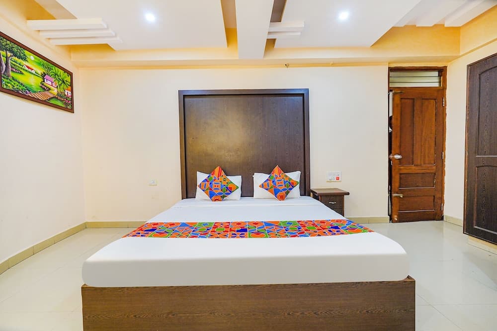 Fabhotel Bns Lodge