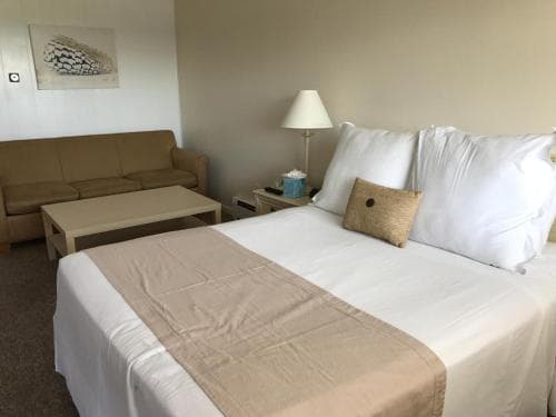 The Three Seasons Resort