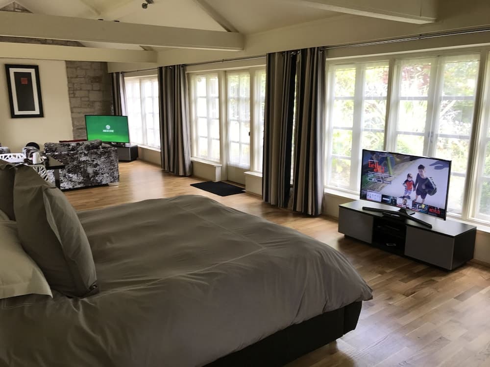 Hemples Lodge