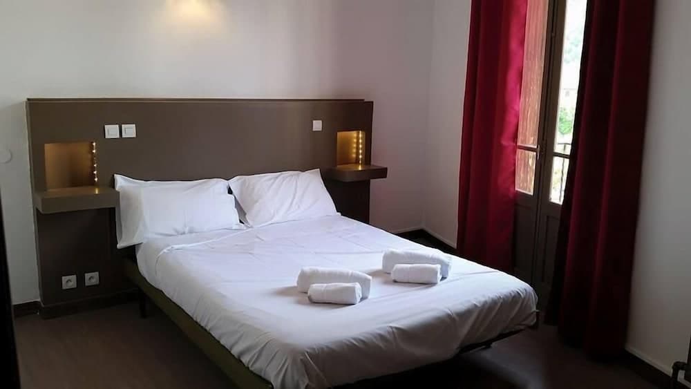 Hotel les Glycines