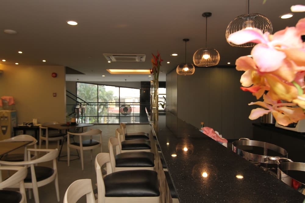 Cebu Hotel Plus