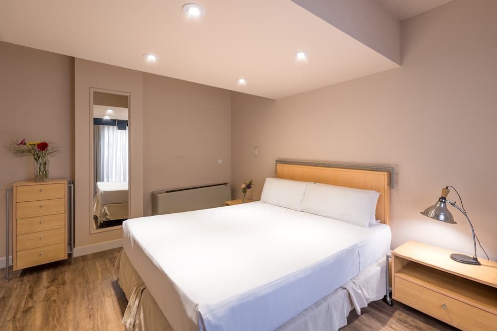 Exe Hotel Colón