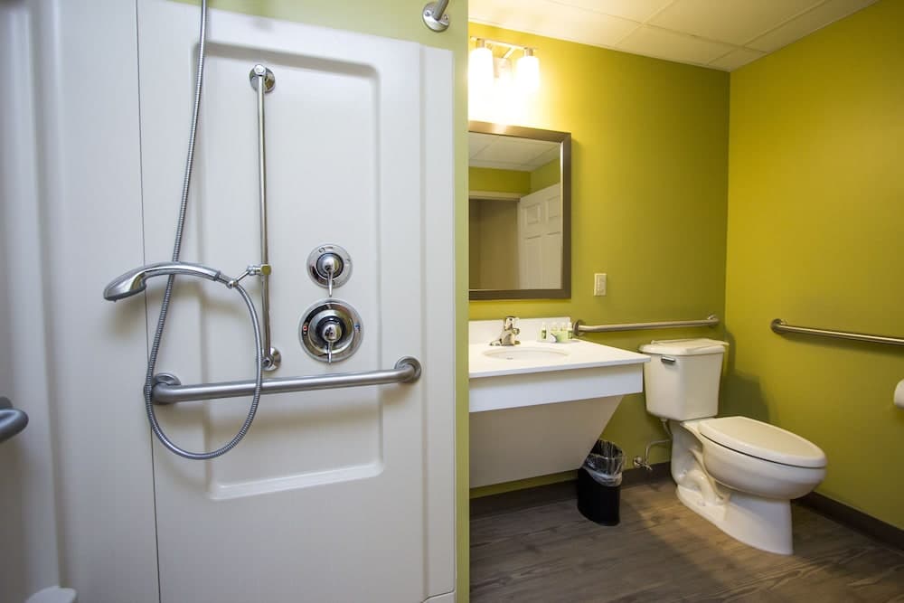 Cedar Point s Express Hotel