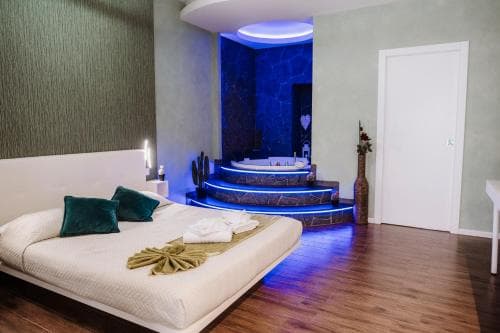 Th Luxury