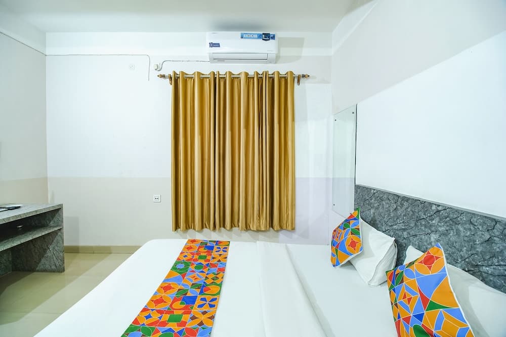 Fabexpress Sai Villa
