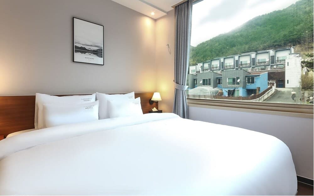 Radiance Hotel