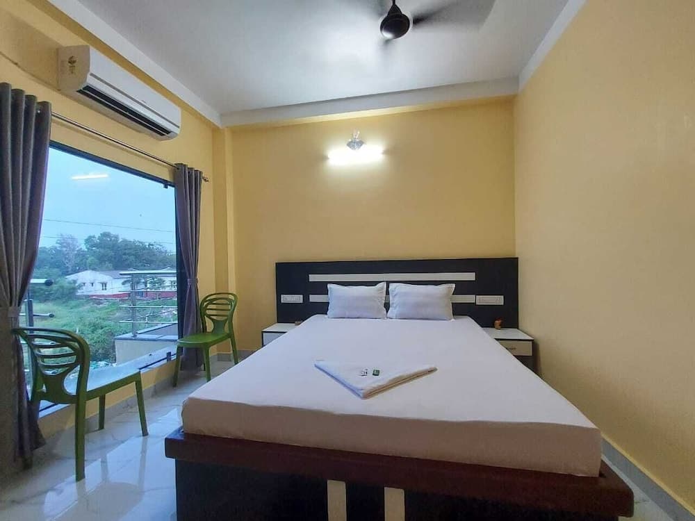 BLUESTONE HOTEL & RESTAURANT