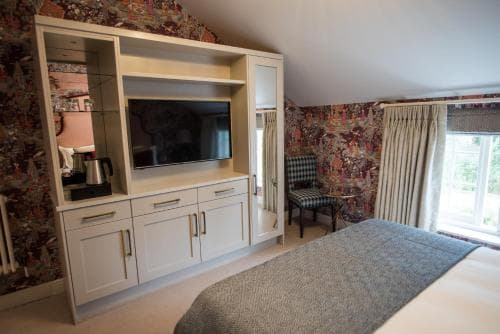 Dewars Restaurant and Rooms