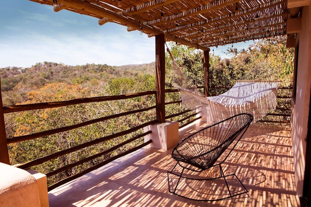 Casa Mono