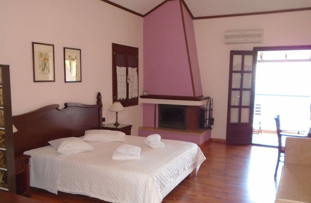 Aglaida Hotel