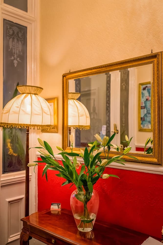 Strathallan Guest House