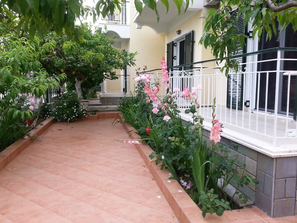 Elena s Garden