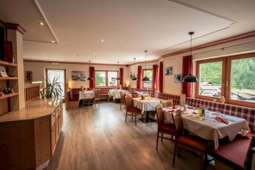 Hotel Cornelia