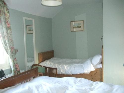 Bay Cottage Bed & Breakfast