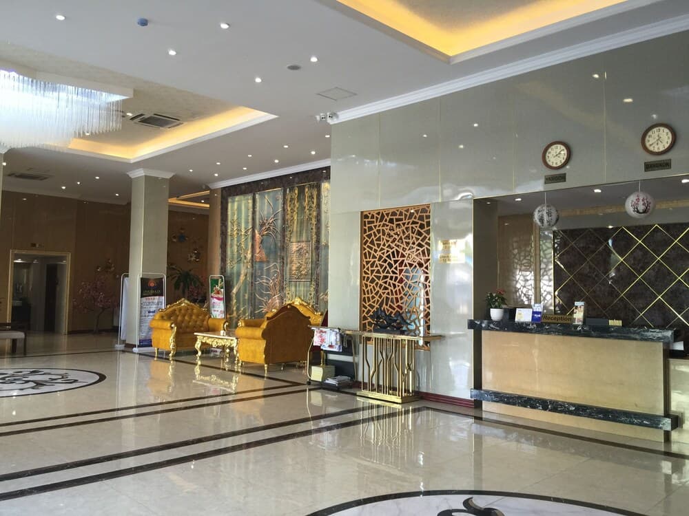Apollo Hotel