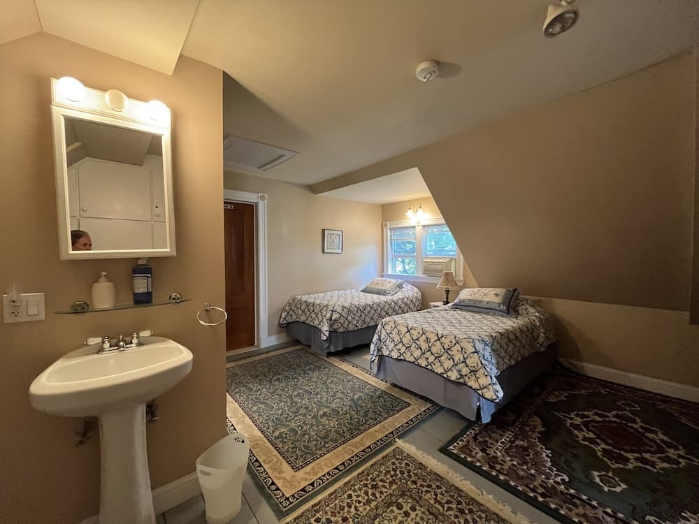 Cheney House Bed & Breakfast