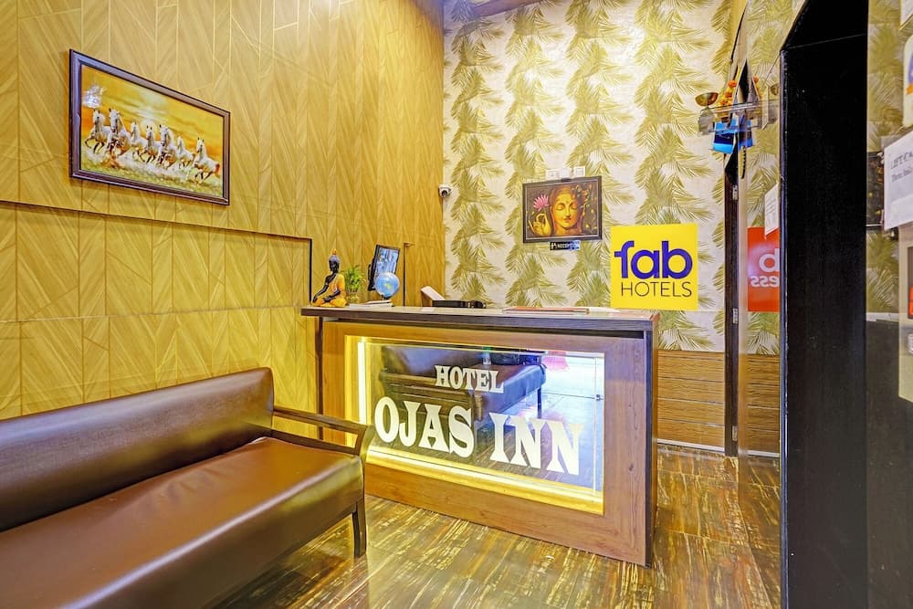 Fabhotel Ojas Inn