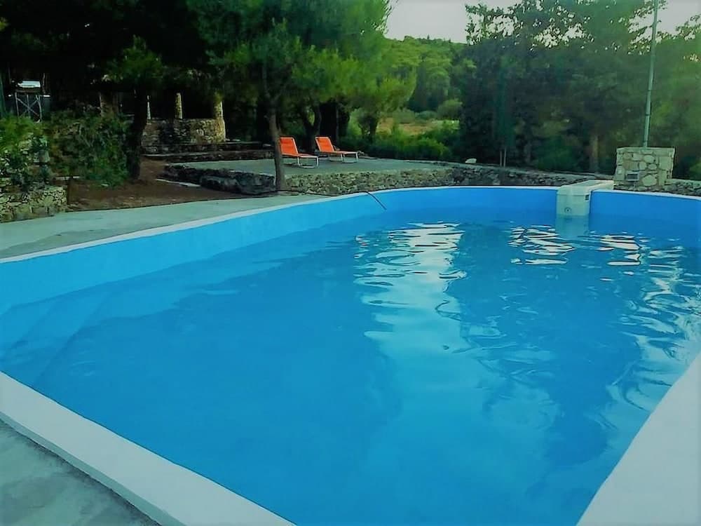 Villa Elatia