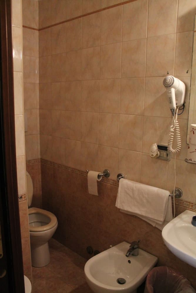 Hotel Pomezia