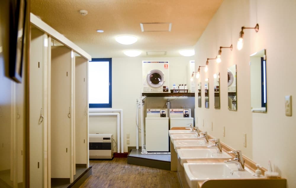 Magic Bus Hostel Otaru