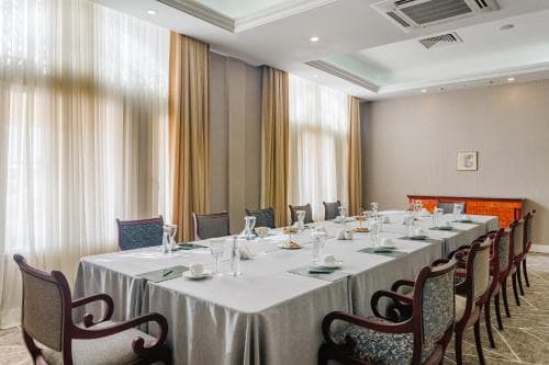 The Arkin Colony Hotel
