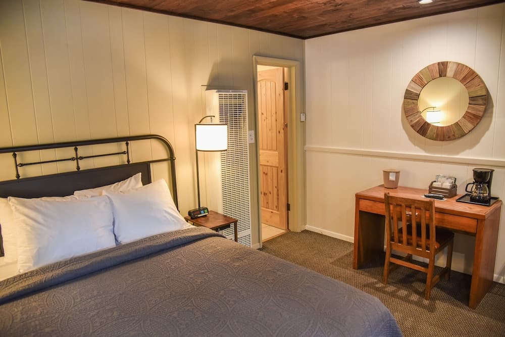 Alpine Lodge Red River