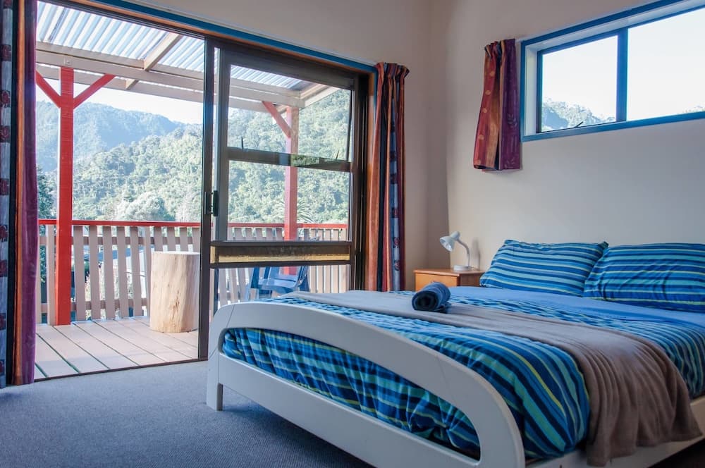 Te Hui House