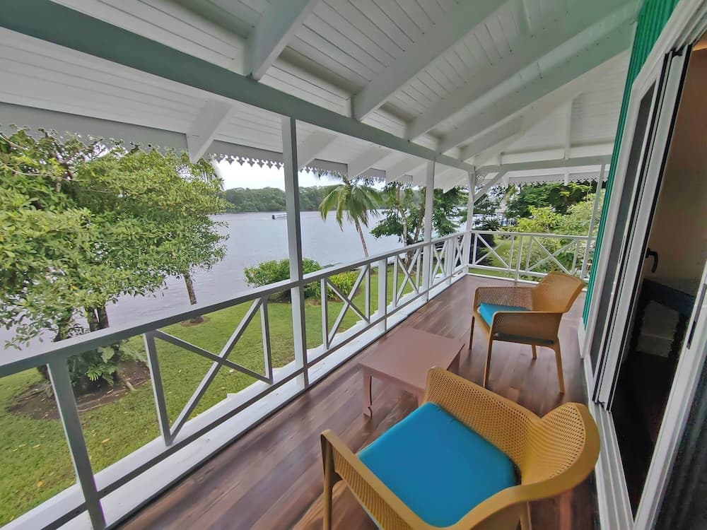 Tortuga Lodge
