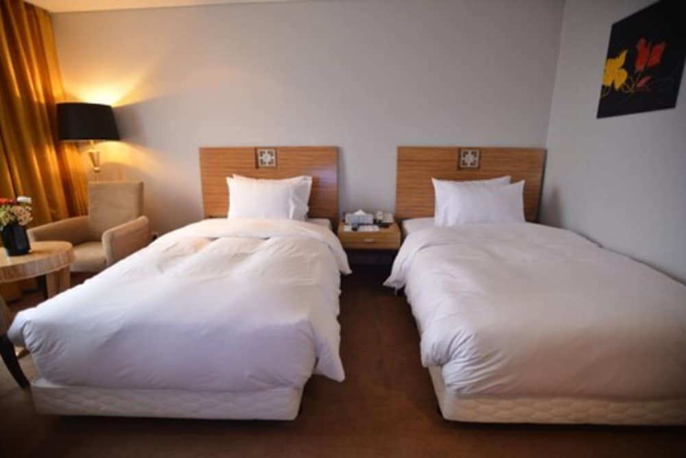 Philos Hotel