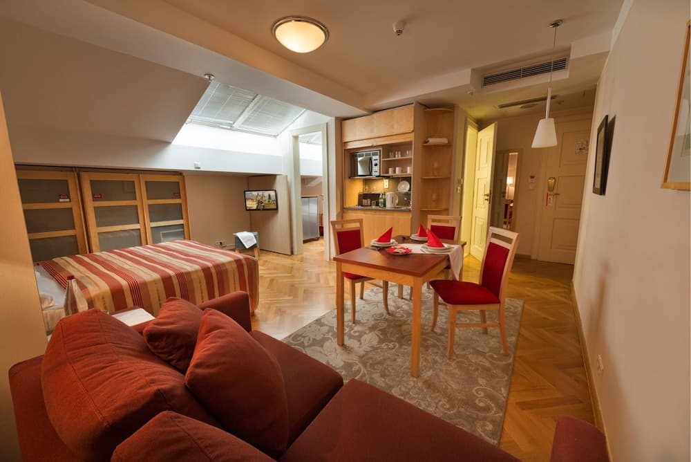 EA Hotel Juliš