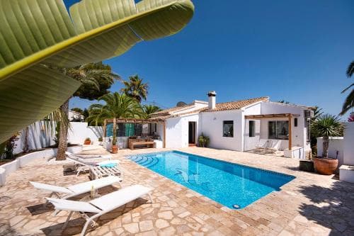 Lagarta Villa