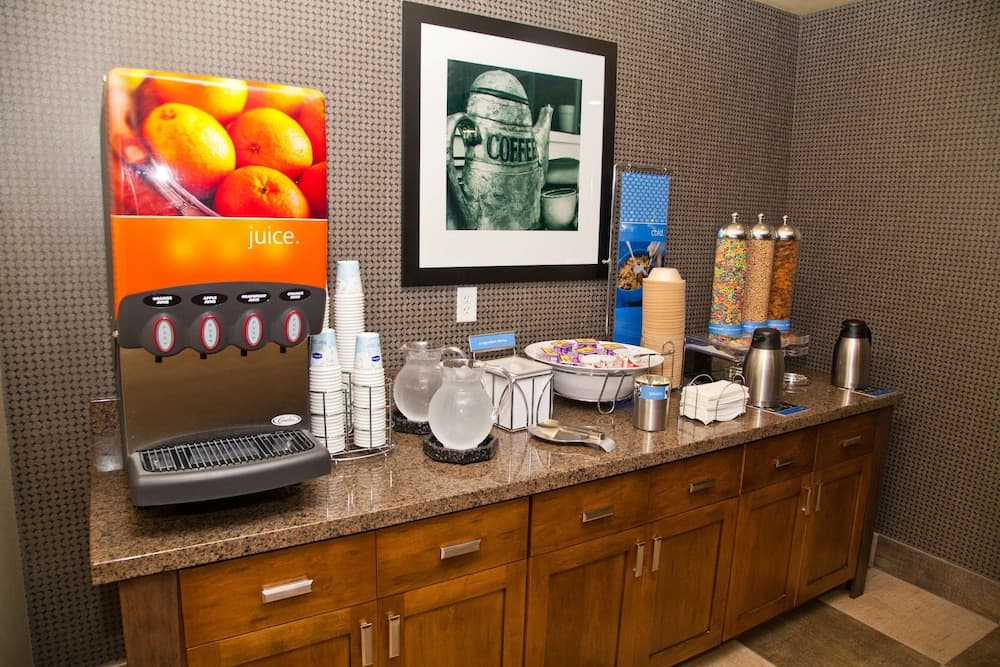 Hampton Inn & Suites Salinas