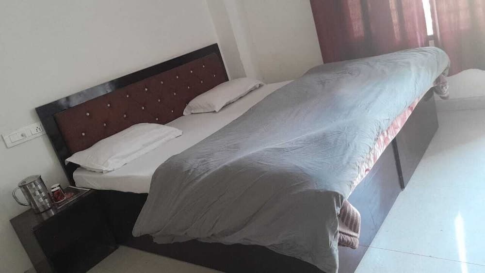 SHREE RAM HOTEL