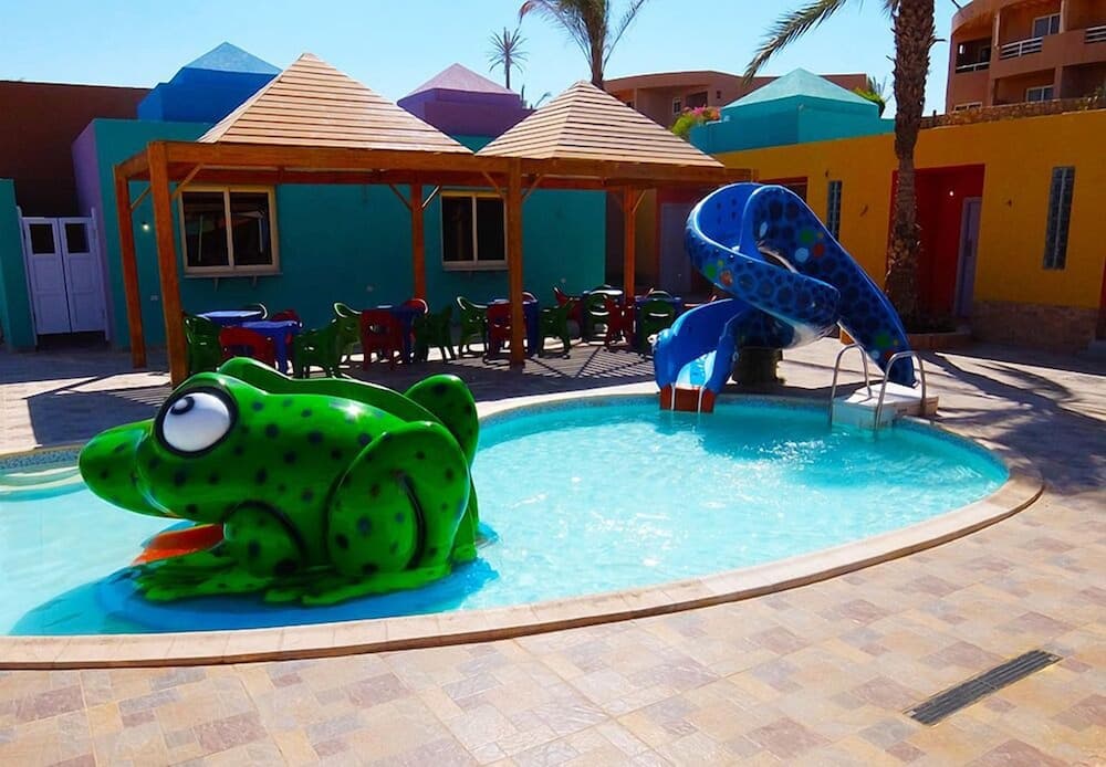 Romance Hotel