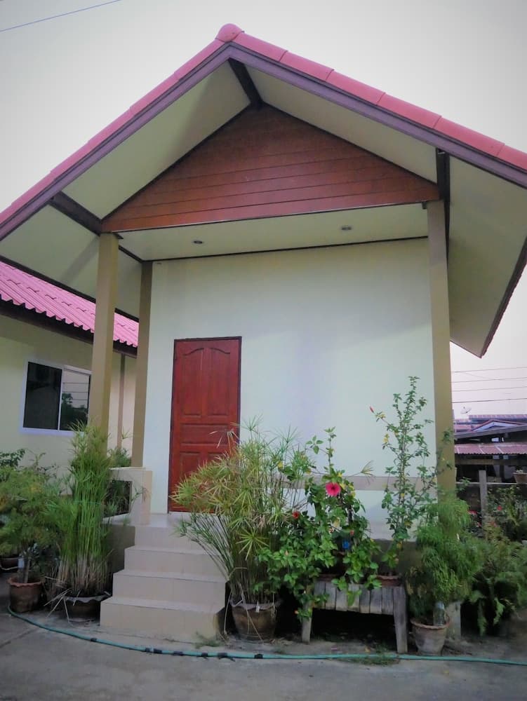 Nanthaka Resort