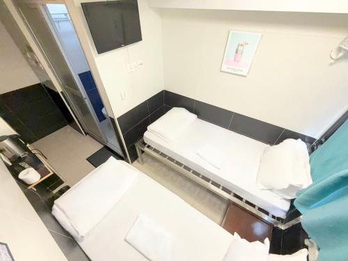Apple Hostel