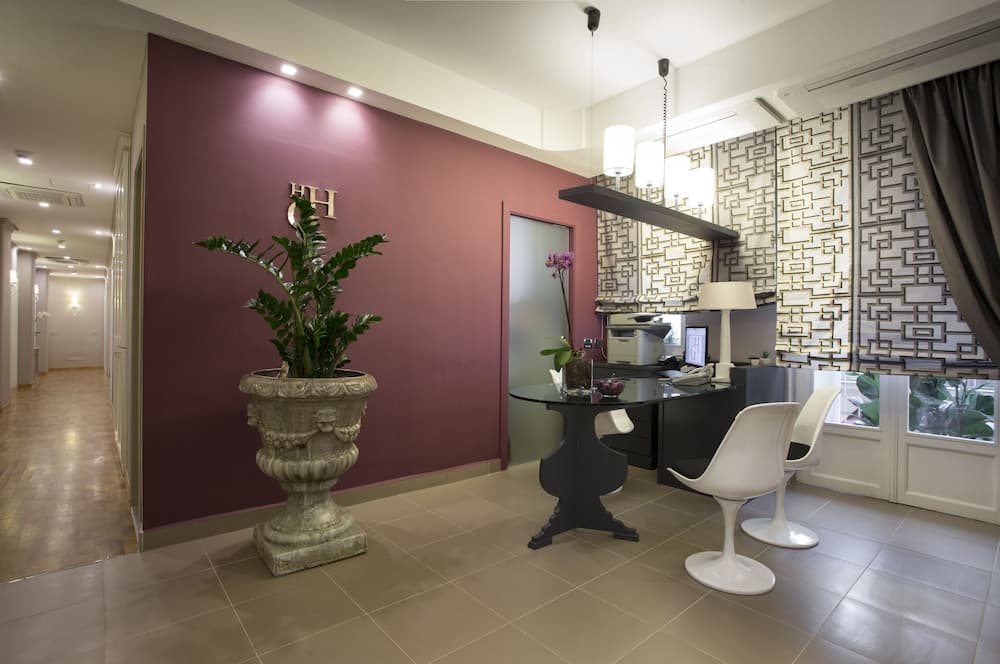 Hotel Gallery House