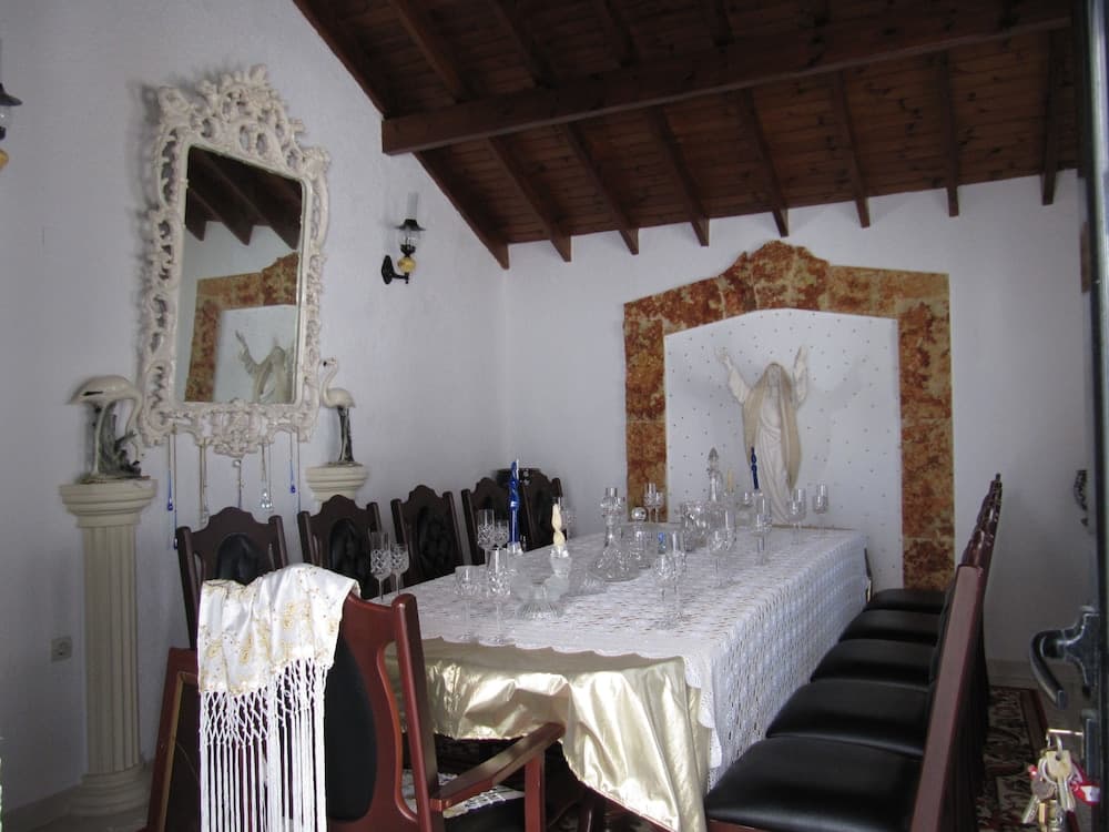 Castellino Studios