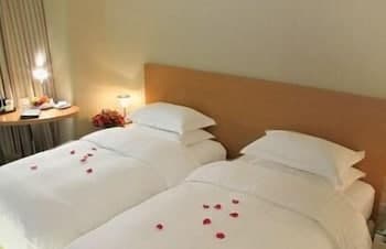 Brook Hotel