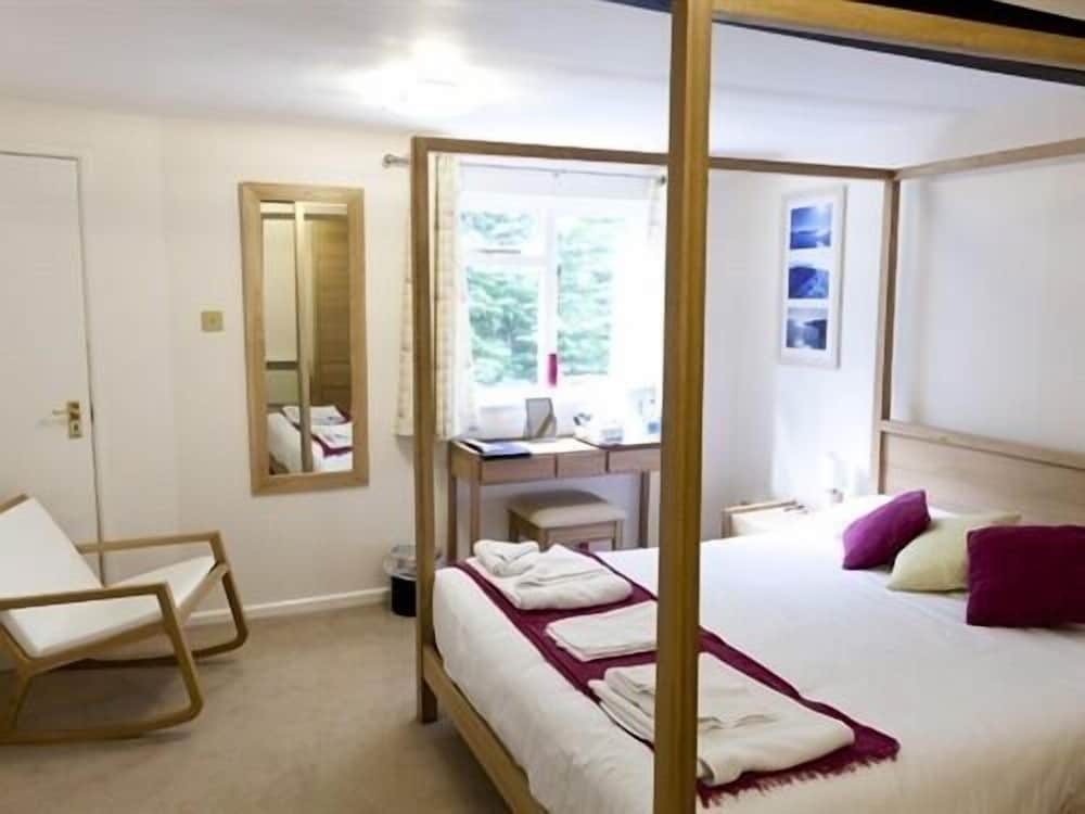 Mariners Hotel
