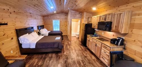 Abbot Trailside Lodging