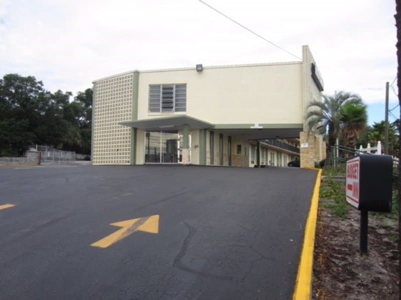 Budget Inn