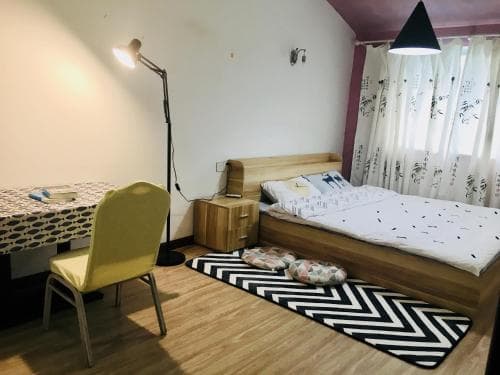 Yuxia Hostel