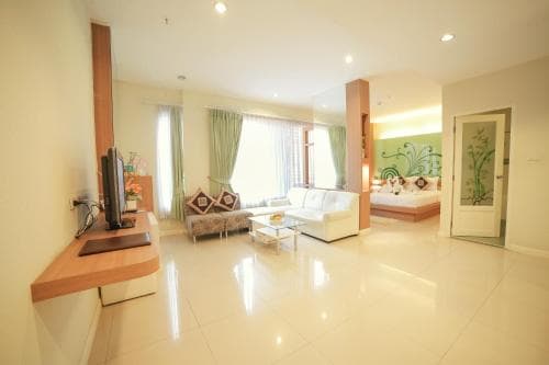 Vientiane Hemera Hotel